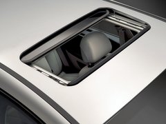 2012款 三厢 1.6L 手动 品尚型