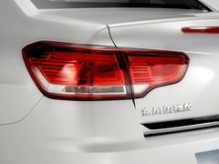2012款 三厢 1.6L 手动 品尚型