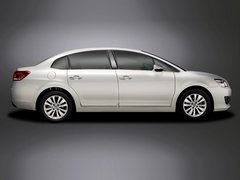 2012款 三厢 1.6L 手动 品尚型