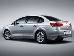 2012款 三厢 1.6L 手动 品尚型