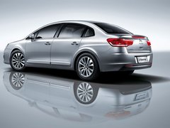 2012款 三厢 1.6L 手动 品尚型