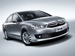 2012款 三厢 1.6L 手动 品尚型