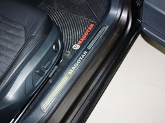 2012款 1.8TSI DSG 尊贵型(改款)