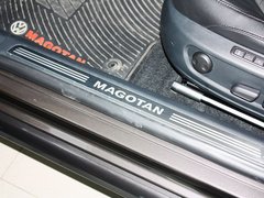 2012款 1.8TSI DSG 尊贵型(改款)