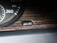 2012款 1.8TSI DSG 尊贵型(改款)