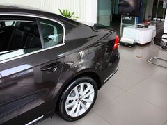 2012款 1.8TSI DSG 尊贵型(改款)