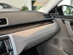 2012款 2.0TSI DSG 至尊型(改款)