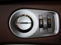2012款 3.0 自动 精英型 5座