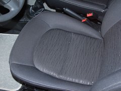 2012款 1.0L 手动 时尚版 国V