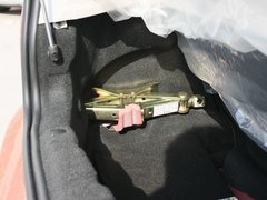 2012款 1.0L IMT 导航版 国V