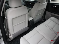 2012款 三厢 1.6L 自动 品享型