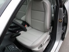 2012款 三厢 1.6L 自动 品享型
