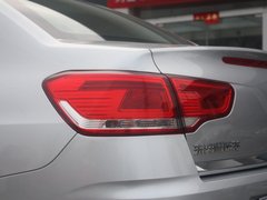 2012款 三厢 1.6L 自动 品享型