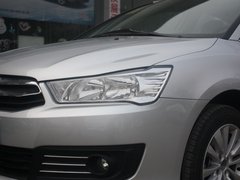 2012款 三厢 1.6L 自动 品享型