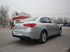 2012款 三厢 1.6L 自动 品享型
