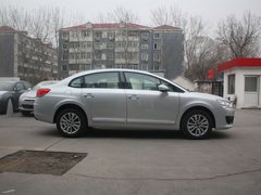 2012款 三厢 1.6L 自动 品享型