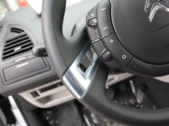 2012款 三厢 1.6L 自动 品享型