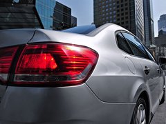 2012款 三厢 2.0L 自动 品驭型