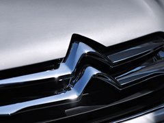 2012款 三厢 2.0L 自动 品驭型