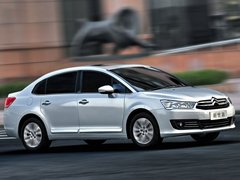 2012款 三厢 2.0L 自动 品驭型