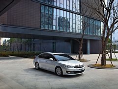 2012款 三厢 2.0L 自动 品驭型