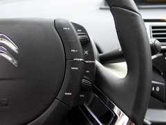 2012款 三厢 2.0L 自动 品驭型