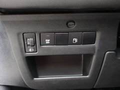 2012款 三厢 2.0L 自动 品驭型