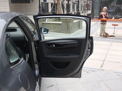 2012款 三厢 2.0L 自动 品驭型