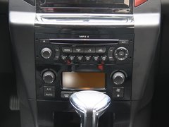 2012款 三厢 2.0L 自动 品驭型
