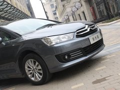 2012款 三厢 2.0L 自动 品驭型