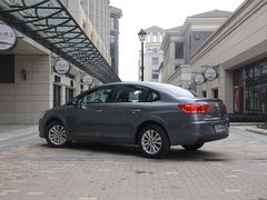 2012款 三厢 2.0L 自动 品驭型