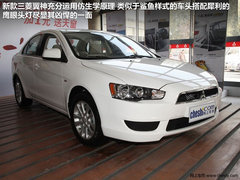 2012款 三廂 2.0L 自動 品馭型