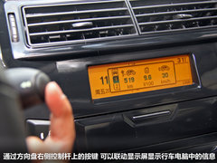 2012款 三廂 2.0L 自動(dòng) 品馭型