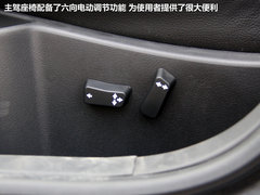 2012款 三廂 2.0L 自動 品馭型