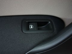 Polo 2012款 Cross Polo 1.6L AT 