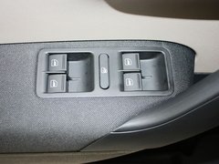 Polo 2012款 Cross Polo 1.6L AT 