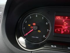 Polo 2012款 Cross Polo 1.6L AT 