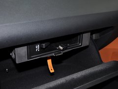 2012款 2.0TSI DSG 豪华型