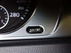 2012款 2.0TSI DSG 豪华型