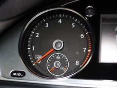 2012款 2.0TSI DSG 豪华型