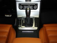 2012款 2.0TSI DSG 豪华型