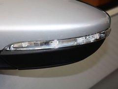 2012款 2.0TSI DSG 豪华型