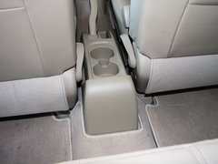 2012款 1.6L 手动 尊贵版