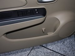 2012款 1.6L 手动 尊贵版