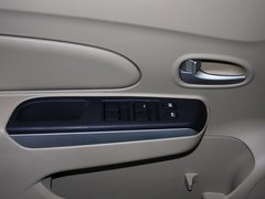 2012款 1.6L 手动 尊贵版