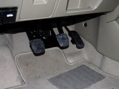2012款 1.6L 手动 尊贵版