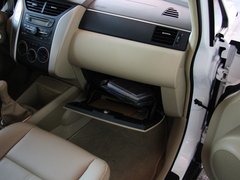 2012款 1.6L 手动 尊贵版