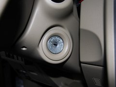 2012款 1.6L 手动 尊贵版