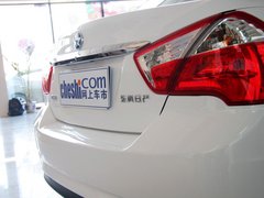 2012款 1.6L 手动 尊贵版