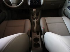 2012款 1.6L 手动 尊贵版